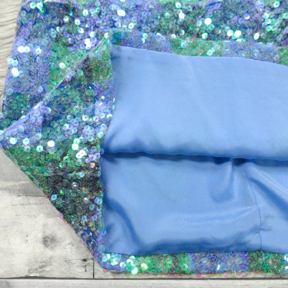 MAEVE by ANTHROPOLOGIE Amatheia Blue Sleeveless Sequin Top Women's Size 8 - Picture 9 of 14